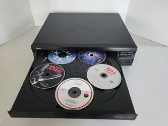 Yamaha 5 Disc CD Player