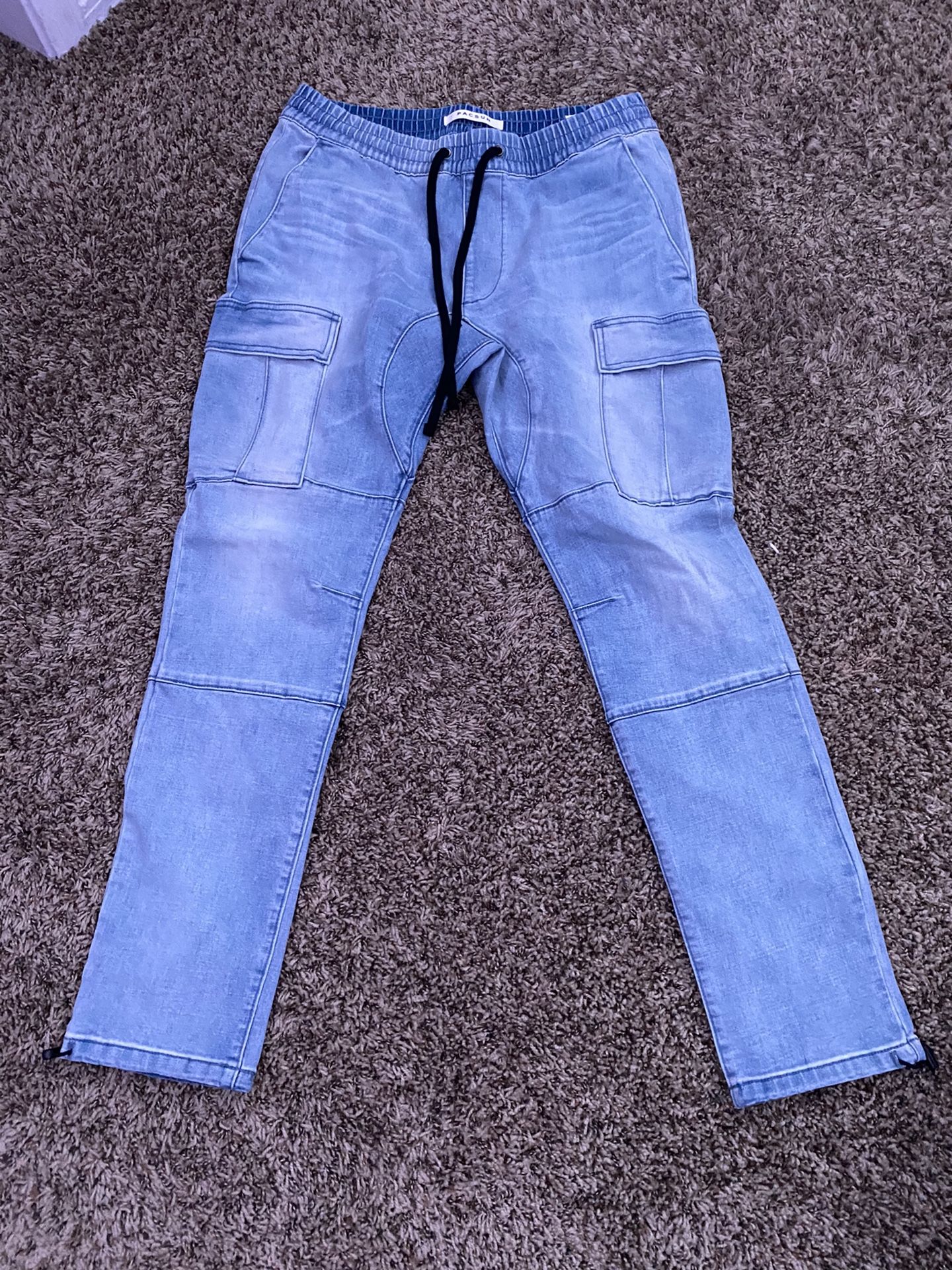 pacsun jean cargos, size M