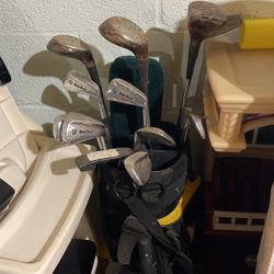 Golf Clubs 