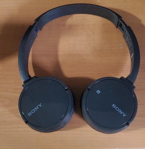 Sony WH-CH500 wireless Bluetooth Headphones 