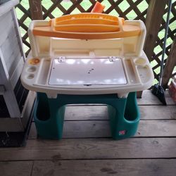 Step2 Deluxe Art Master Kids Desk