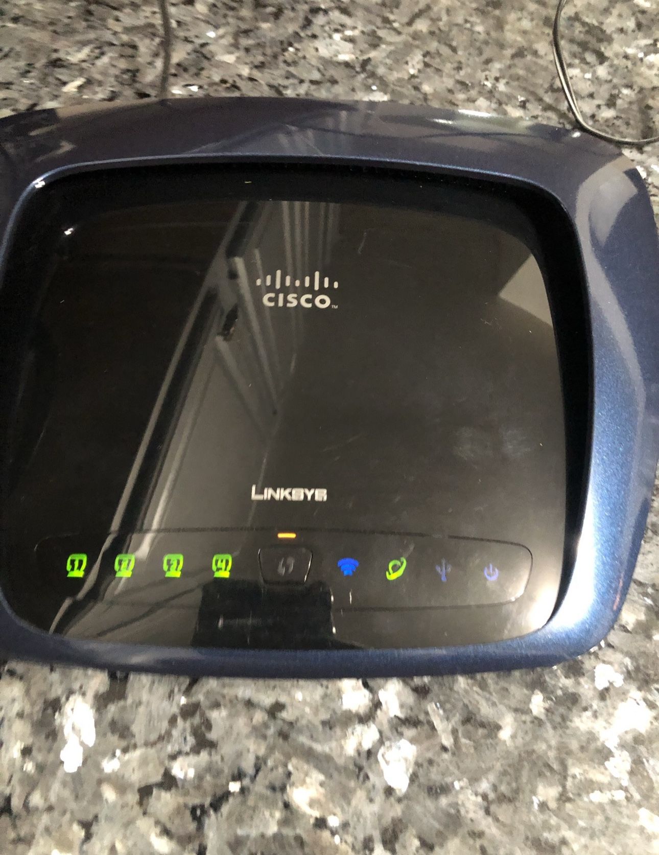 Cisco-Linksys E3000 Wireless-N Router 