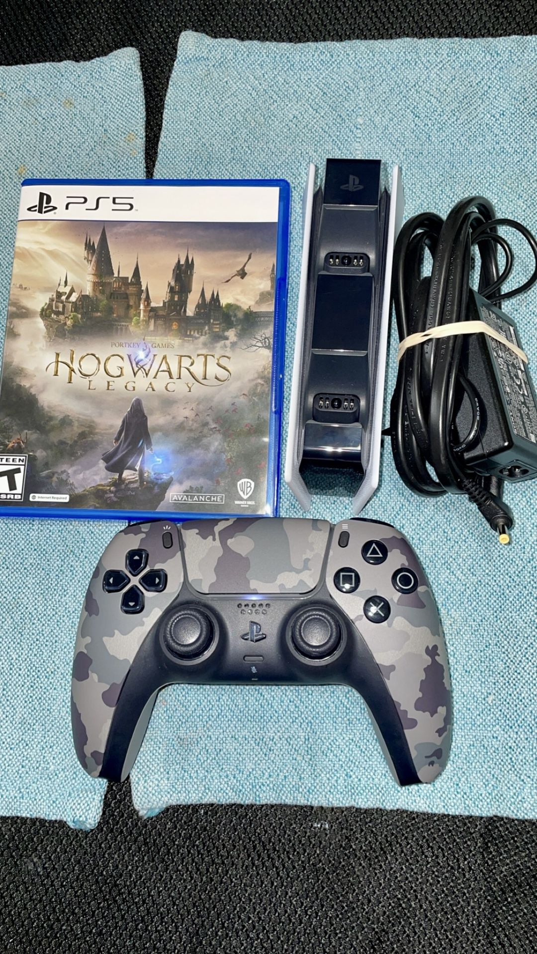 PlayStation 5 Accessories !! (LIKE NEW) !! 