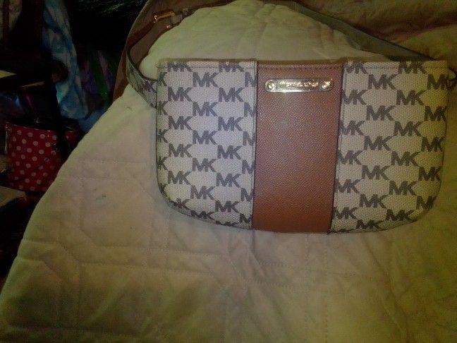 Michael Kors Hip Fanny