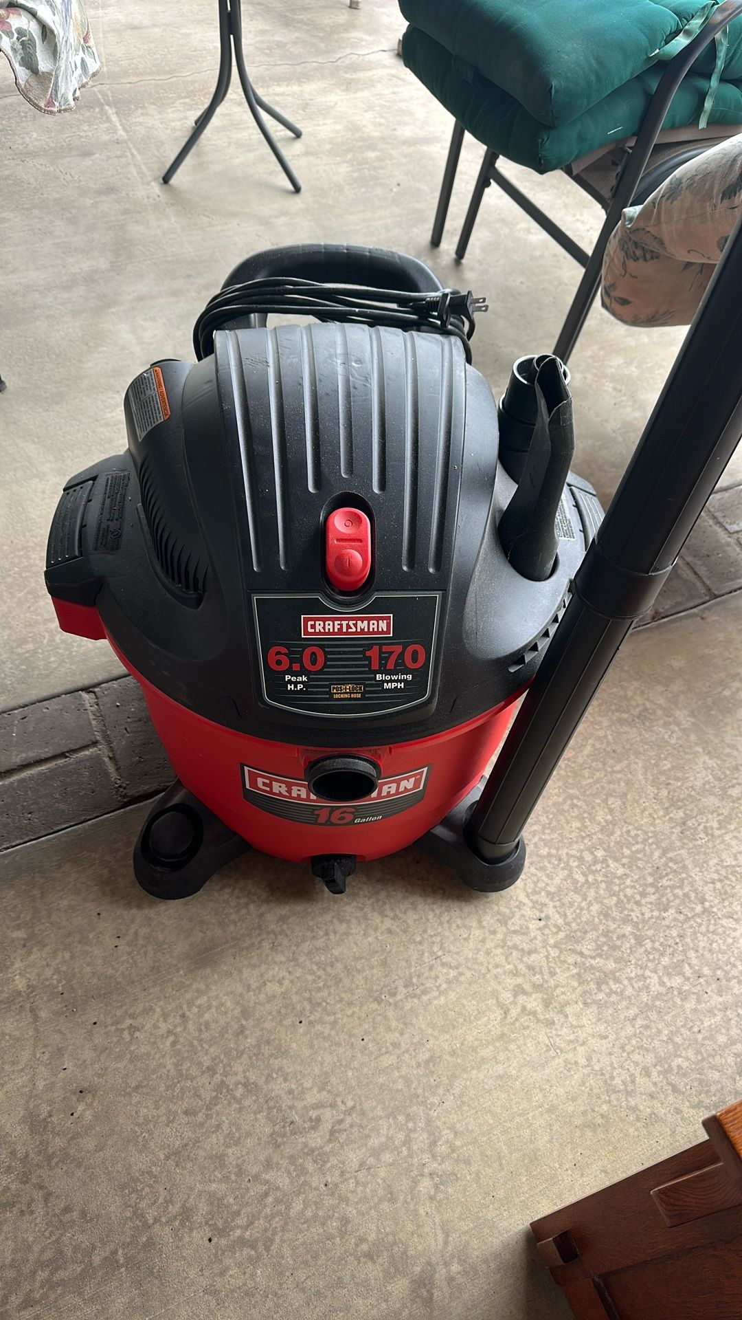 craftsman 16 gal 6.0 peak hp wet dry vacuum.