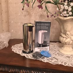 New Sensor Soap Dispenser , (never Used)