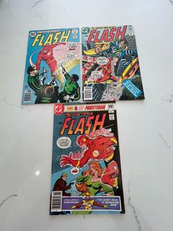Flash #245(VG/FN), 261(FN) and 290(VG) DC Newsstand Comic Lot, 3 Key Books