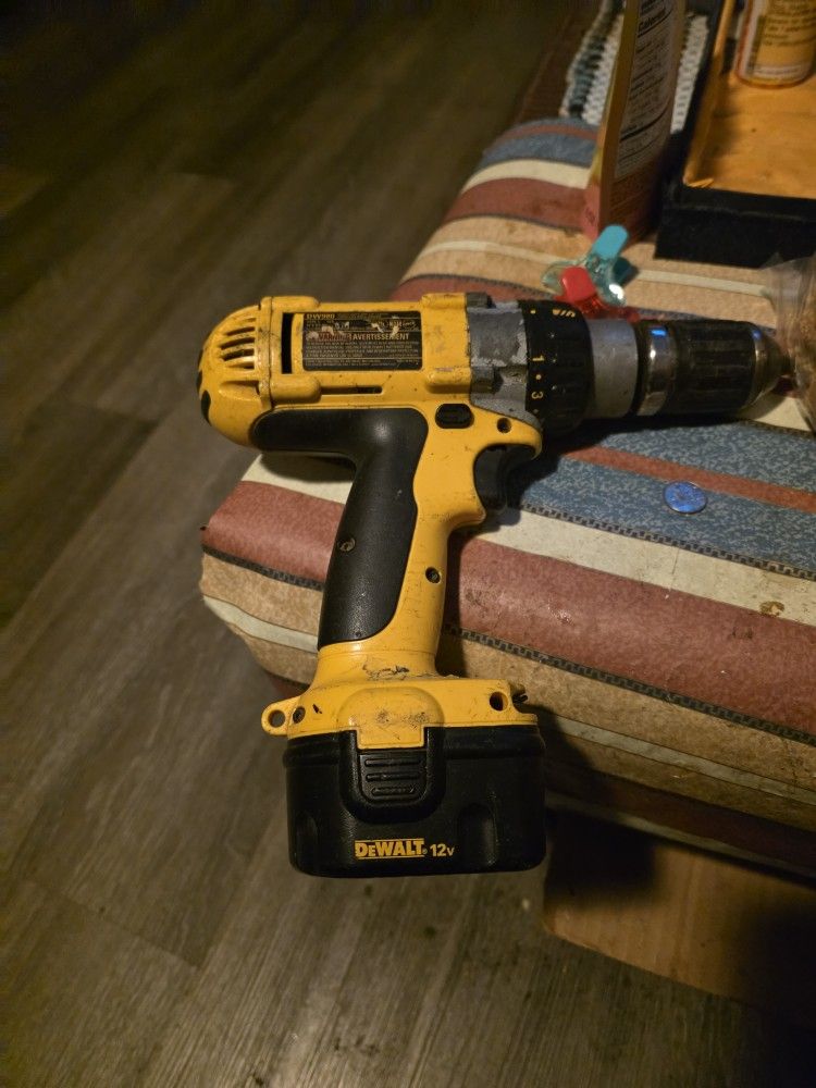 12volt 1/2 Inch Dewalt Drill