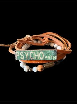 Halloweenʙʀᴀᴄᴇʟᴇᴛs