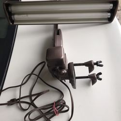 Dazor Table Mounted Drafting Light