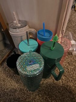Mixed Lot of Tumblers and Cups with Straws