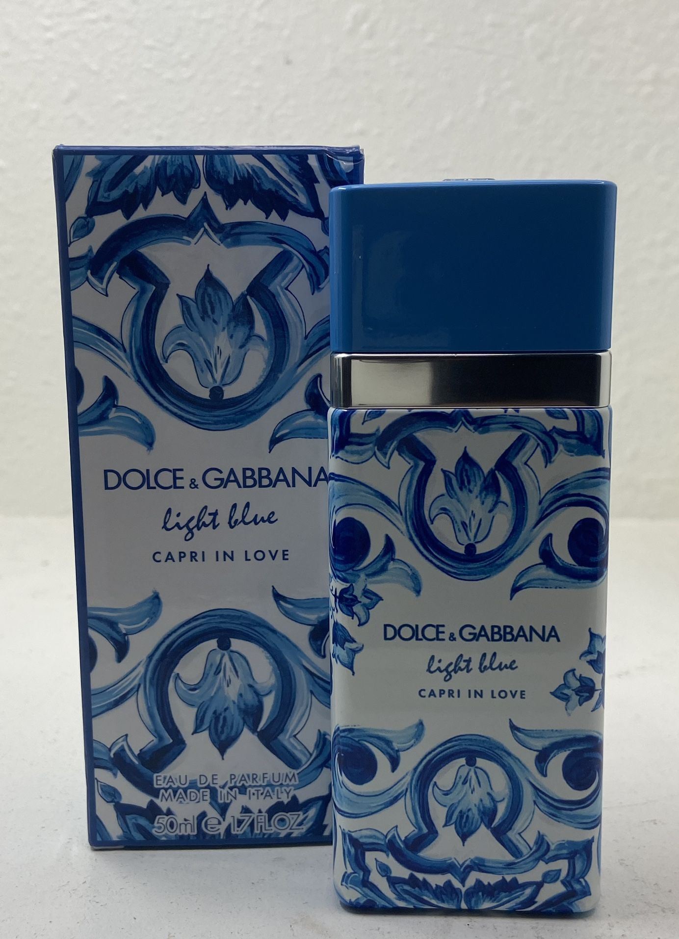 Dolce & Gabbana Light Blue Capri In Love