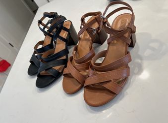 Coach Women's Black and Tan Sandals 7 1/2