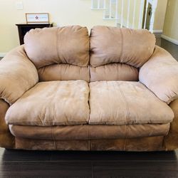 Love Seat comfy sofa