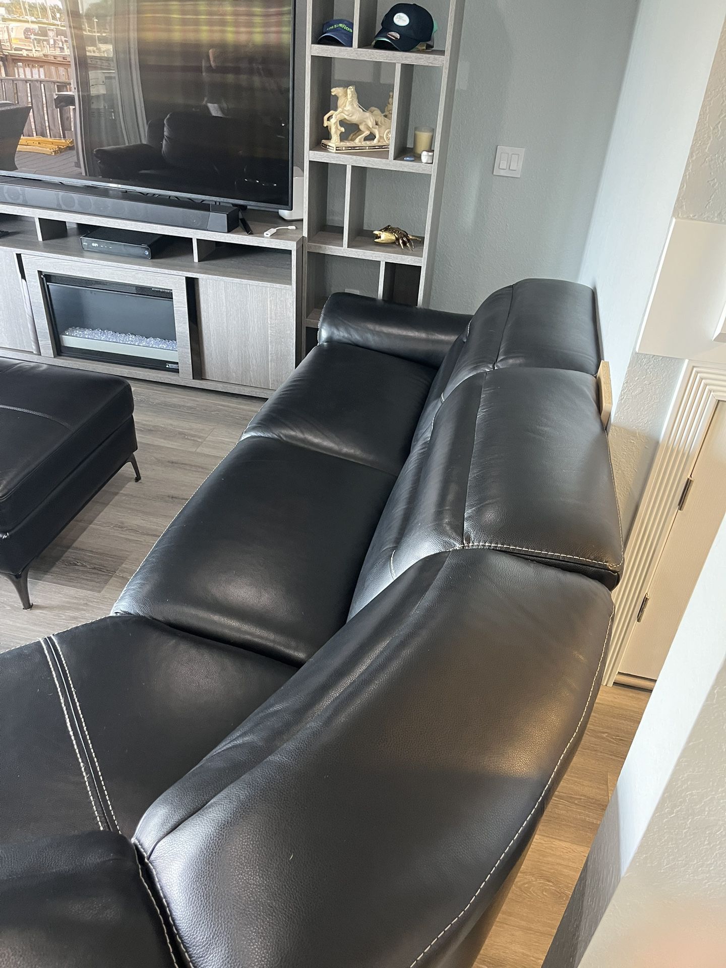 Black Sectional With Two Electric Recliners