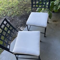 2x Outdoor Chairs