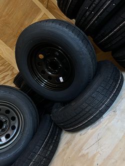 205/75R15 Tire & 5-Lug Rim – Ready for the Road!