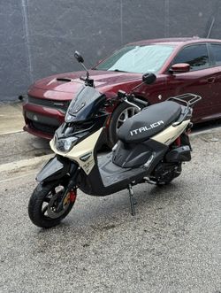Moped 150cc Scooter