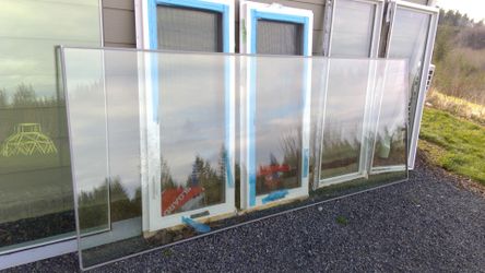 Window, large picture window, NEW 113 X 43.5