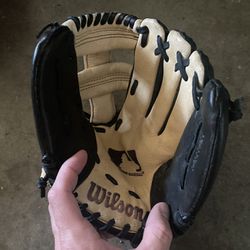 $3, Tee Ball Baseball Glove, Wilson