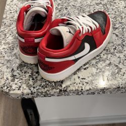 Jordan 1 “Chicago”