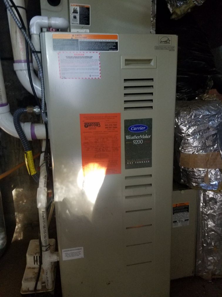 Carrier Weathermaker 9200 gas furnace