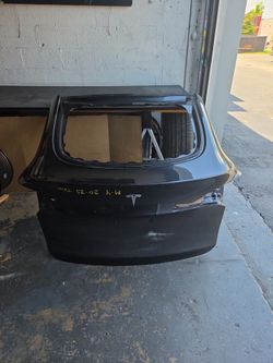 Tesla Model Y  2020 to 25 Trunk Lid OEM