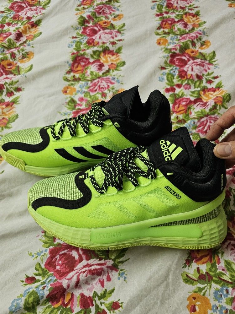 New Adidas Derrick Rose 11 Shoes, Neon Green, Men Size 8