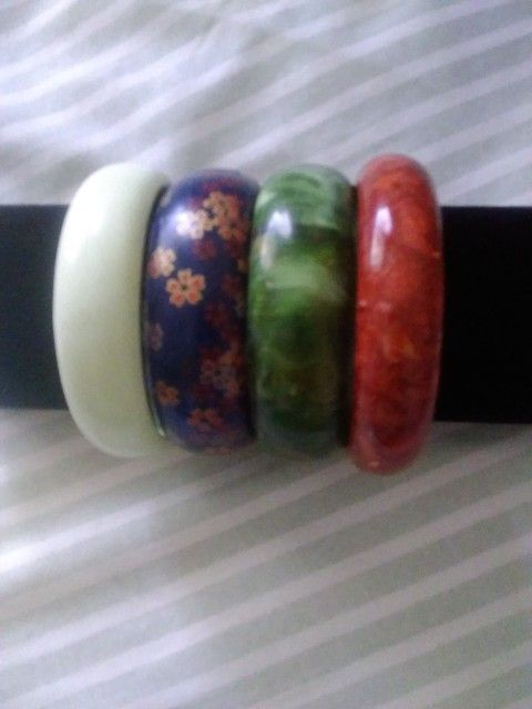 Bangles