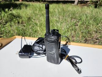 Kenwood ProTalk TK-2200 2-Channel VHF Portable Radio with charger and programming cable