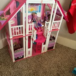 Vintage Doll House Barbie 1985