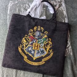 Brand new Harry Potter purse with snap on button