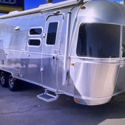 2017 INTERNATINOAL SERENITY 30