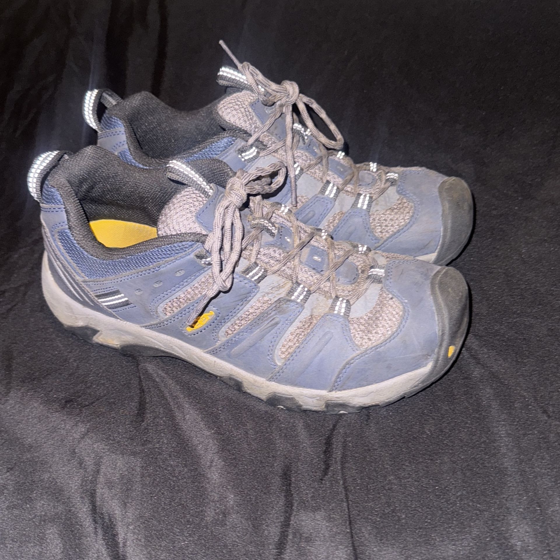 Keen midnight Blue Hiking Boots !
