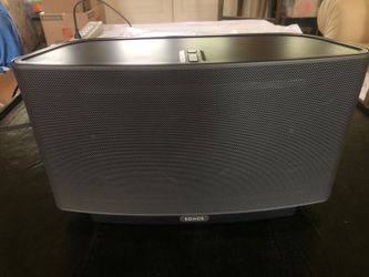 Sonos Play 5 Wireless Speaker with power cord