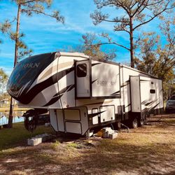 RV    BIG OPPORTUNITY!!