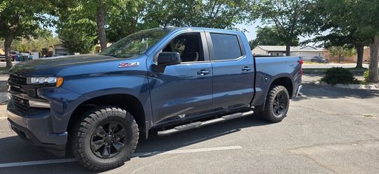 2021 chevy silverado z71