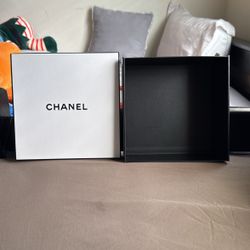 Empty Chanel Make-Up/Perfume Box