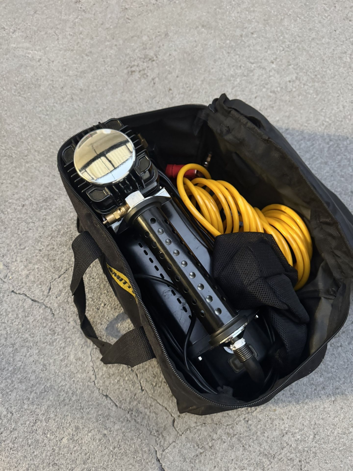 Smittybilt Air Compressor Good Condition