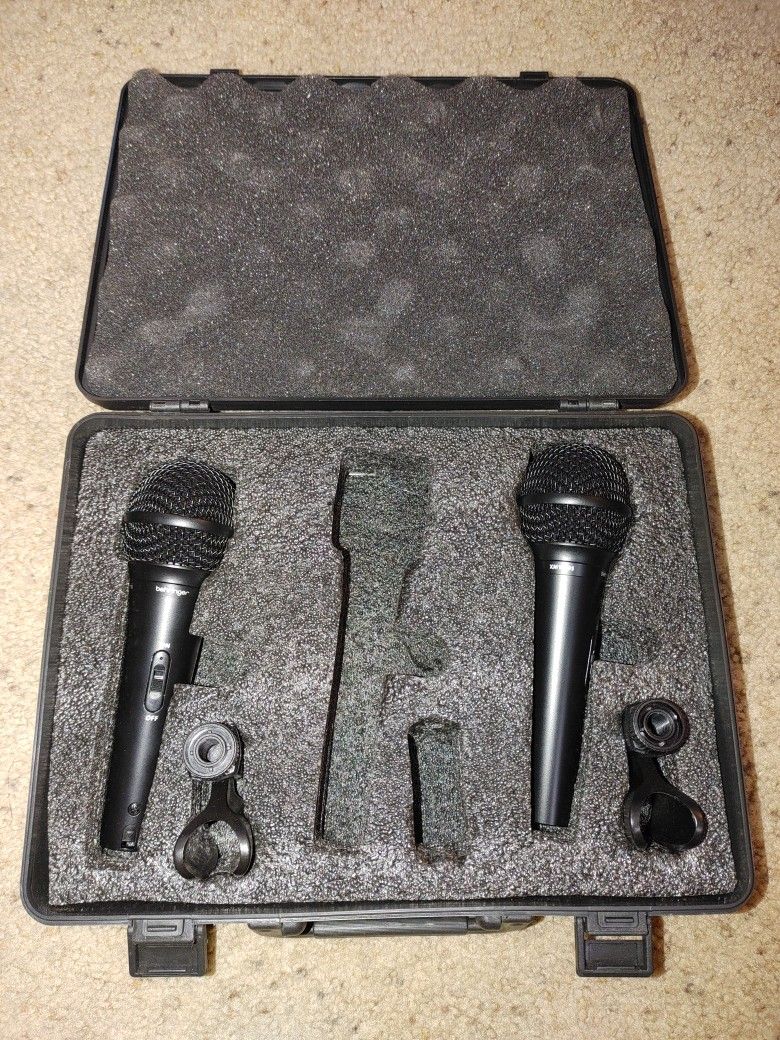 Behringer XM1800S Dynamic Vocal & Instrument Microphone
