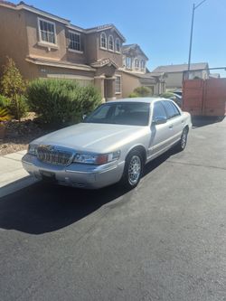 2000 Mercury Grand Marquis