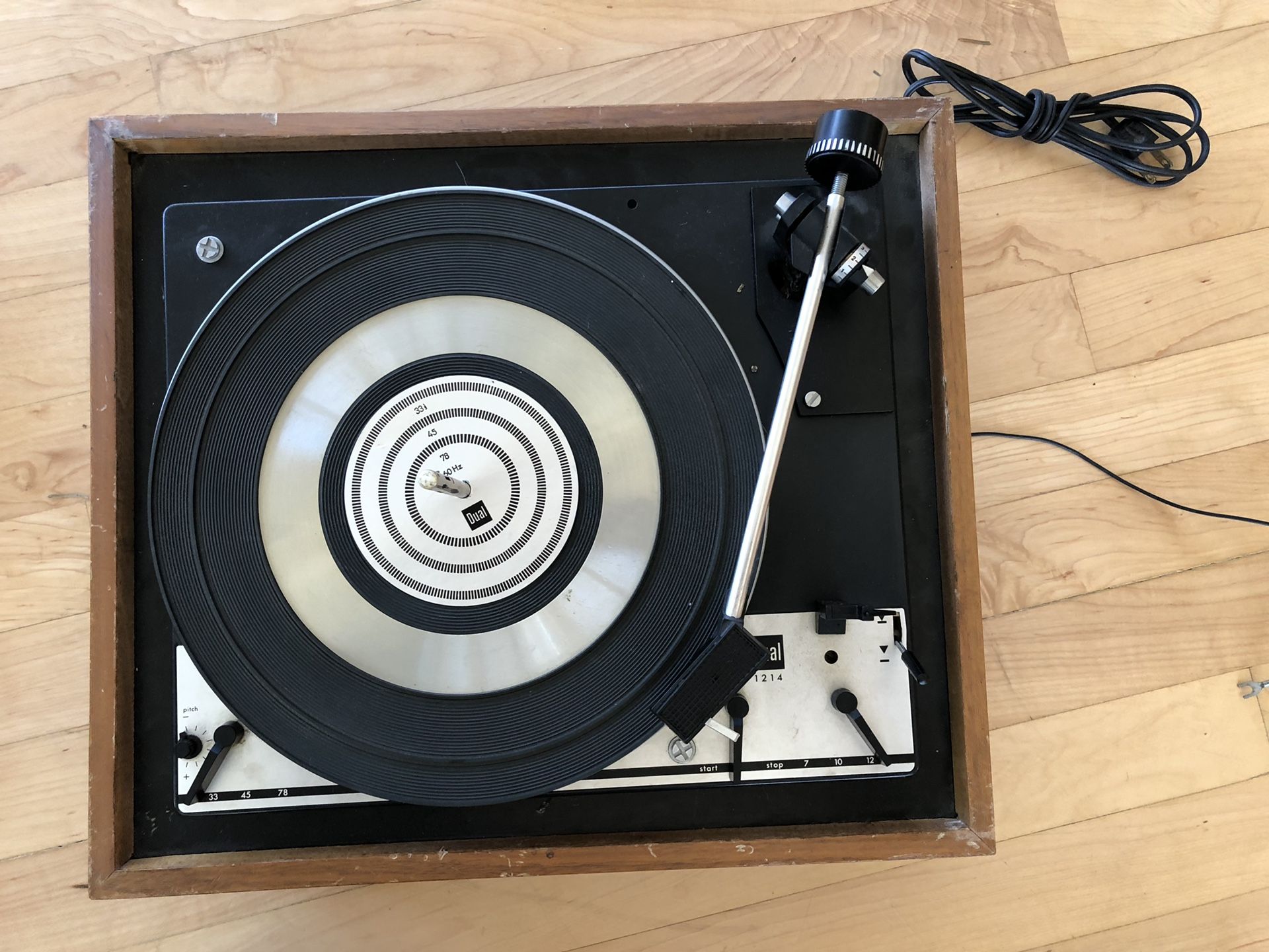 Dual 1214 United Audio Turntable