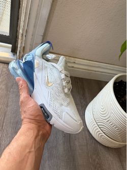 Nike 270 premium women size 6.5. 7. 7.5. 8