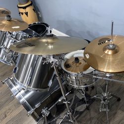 Tama Drums Set 