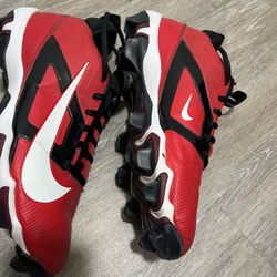 Nike Boys Football Cleats Size 8