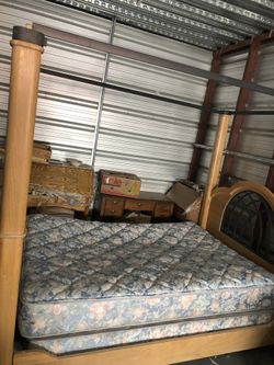 Queen bedroom set