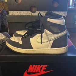 Jordan’s Size 8 Used 