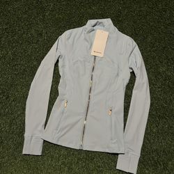 BABY BLUE LULULEMON DEFINE JACKET