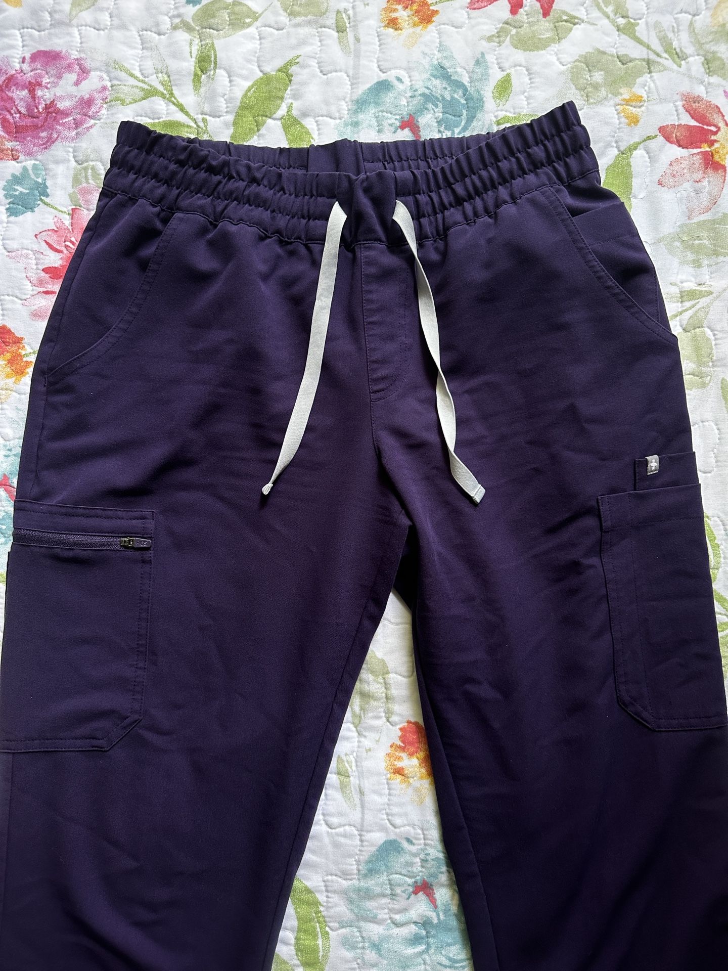FIGS Uman Relaxed Jogger Scrub Bottom - Purple Jam - Medium - Women’s