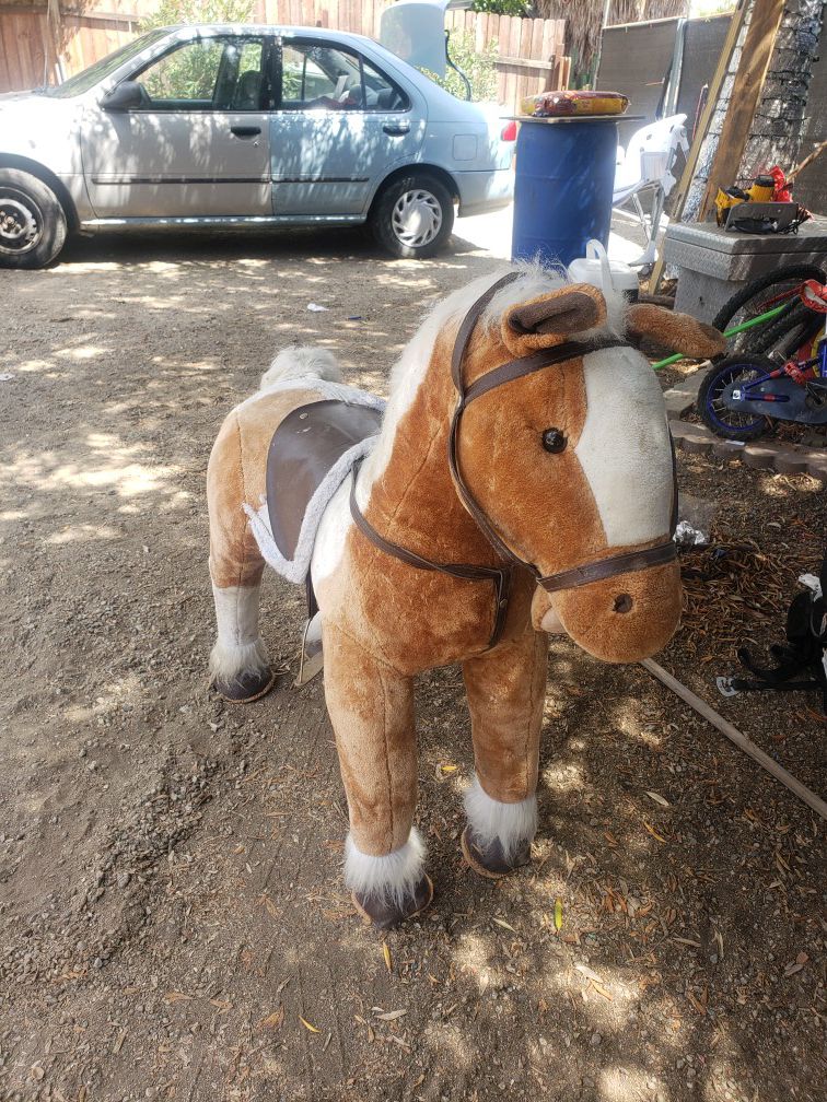 Toy horse for kids